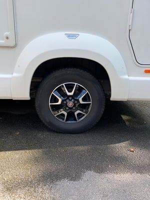 2018 Swift Champagne 695 — photo 6 of 6