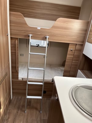 2018 Swift Champagne 695 — photo 11 of 11