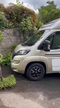 2018 Swift Champagne 695 - Video