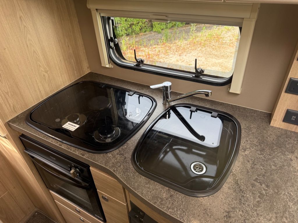 2017 Elddis Evolution 125 - Image 16