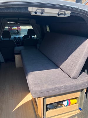 2015 Volkswagen Caddy Maxi — photo 14 of 14
