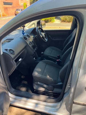 2015 Volkswagen Caddy Maxi — photo 12 of 14