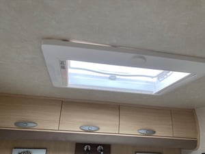 2010 Adria Compact SL Gold Edition — photo 13 of 25