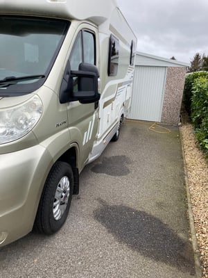 2010 Adria Compact SL Gold Edition — photo 23 of 25