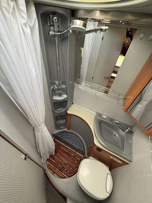 2012 Hobby Siesta 65TL — photo 18 of 20