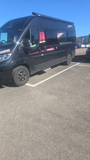 2025 Elddis Autoquest CV40 — photo 11 of 16
