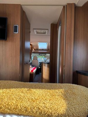 2012 Autotrail Comanche — photo 12 of 12