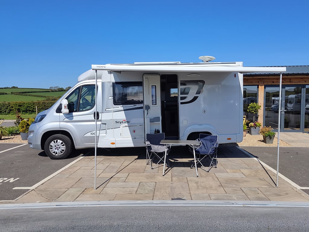 2019 Elddis Majestic 105 - Image 1