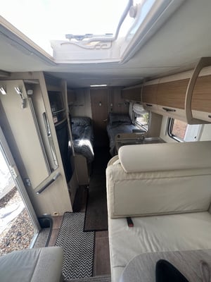 2013 Burstner Nexxo T 720 — photo 6 of 23