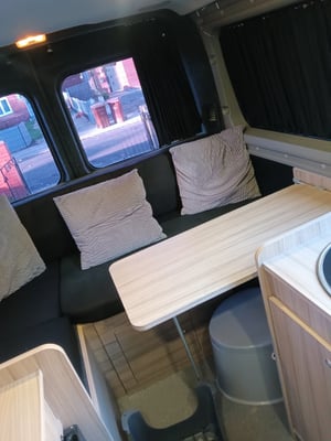 2014 Renault Master Campervan — photo 8 of 9