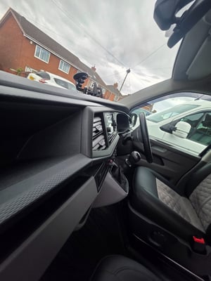 2023 Volkswagen T6.1 Campervan — photo 11 of 32