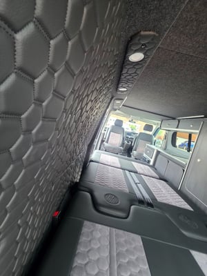 2023 Volkswagen T6.1 Campervan — photo 19 of 32