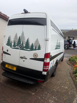 2011 Mercedes-Benz Sprinter — photo 7 of 16