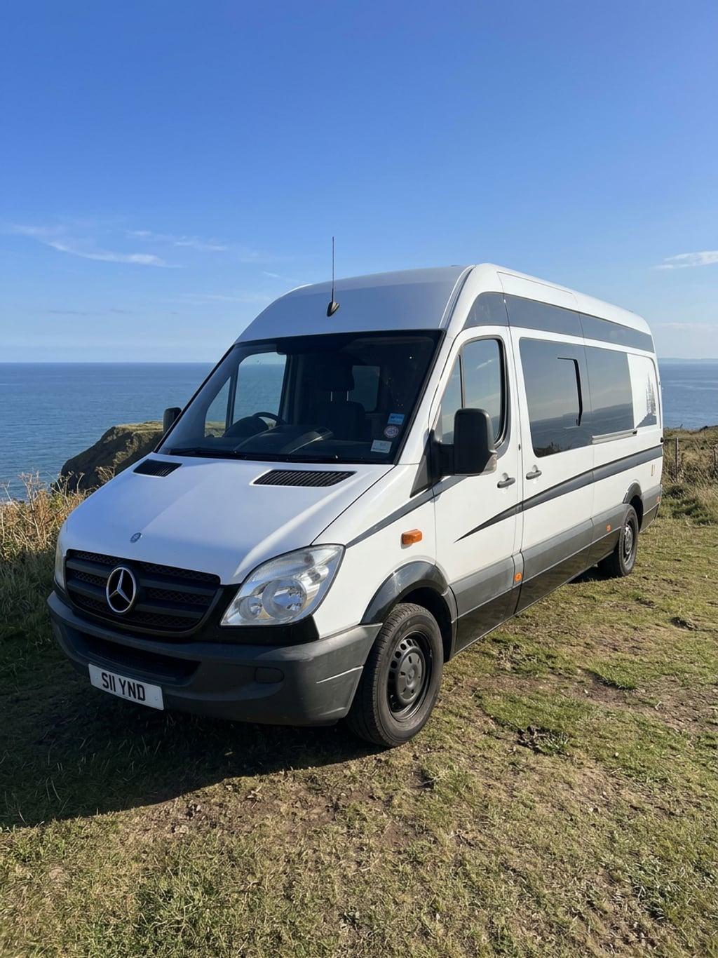 2011 Mercedes-Benz Sprinter - Image 1