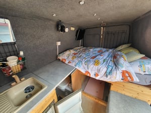 2006 Peugeot Van conversion — photo 2 of 6