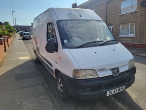 2006 Peugeot Van conversion — photo 5 of 6