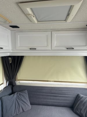 1994 Auto-Trail Apache Navajo — photo 16 of 19