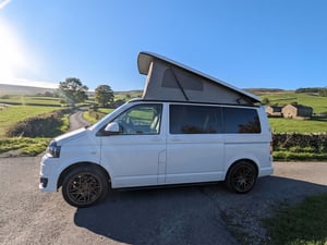 2013 Volkswagen T5.1 Campervan — photo 1 of 25