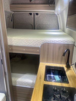 2018 Renault Trafic Campervan — photo 7 of 12