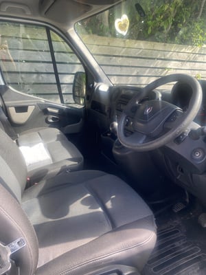 2018 Renault Trafic Campervan — photo 11 of 12