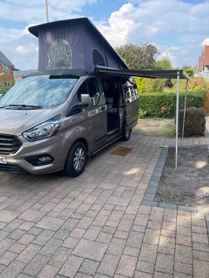 2020 Ford Transit Custom — photo 1 of 16