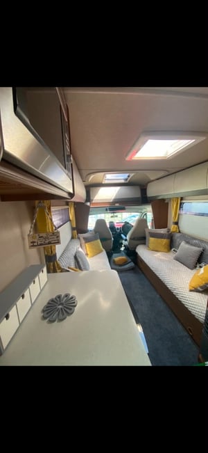 2019 Auto-Trail Imala 615 — photo 10 of 10