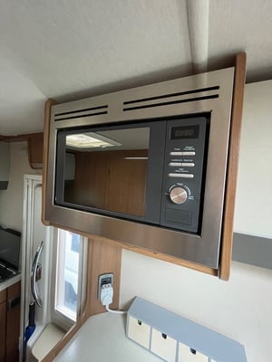2019 Auto-Trail Imala 615 — photo 21 of 35