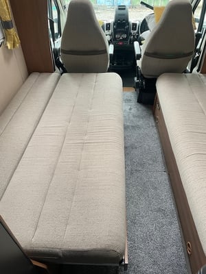 2019 Auto-Trail Imala 615 — photo 22 of 35