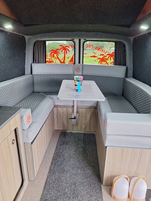 2013 Volkswagen T5 Campervan — photo 22 of 28