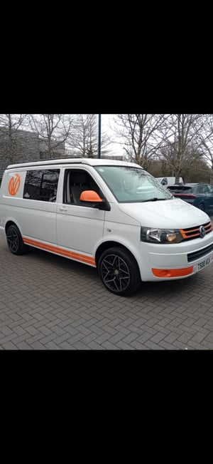 2013 Volkswagen T5 Campervan — photo 27 of 28