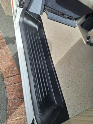 2013 Volkswagen T5 Campervan — photo 39 of 46