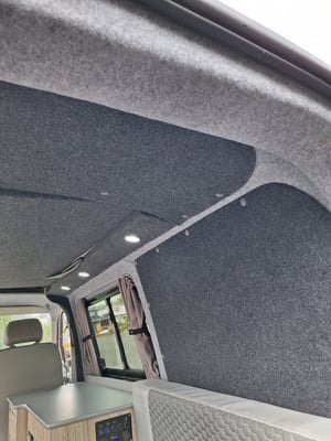 2013 Volkswagen T5 Campervan — photo 44 of 46