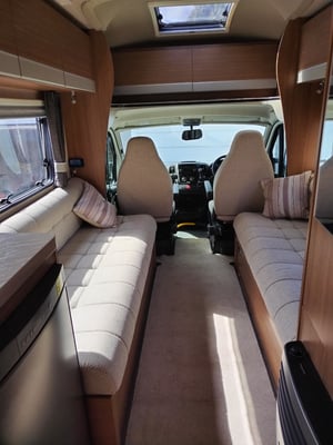 2016 Auto-Trail Tribute 615 — photo 3 of 29