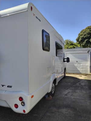 2016 Auto-Trail Tribute 615 — photo 20 of 29