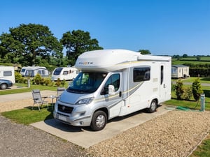 2016 Auto-Trail Tribute 615