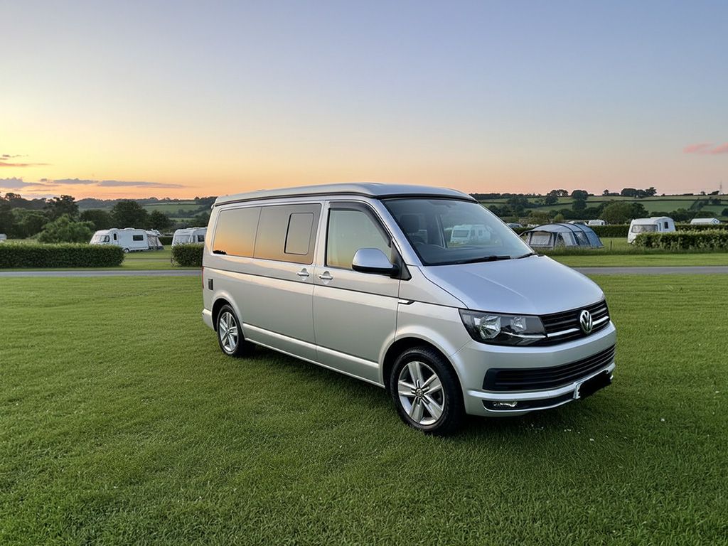 2016 Volkswagen T6 Transporter - Image 1