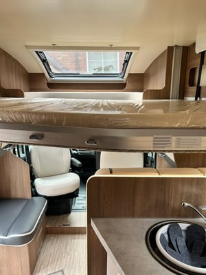 2024 Elnagh Baron 573 — photo 3 of 4