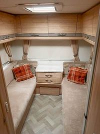2015 Elddis Majestic 180 - Image 3