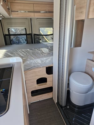 2025 Dethleffs Globetrail Advantage 600DSA — photo 18 of 24