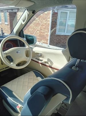 2007 Nissan Elgrand E51 — photo 5 of 16