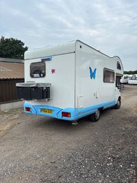 2004 Swift Sundance 590RS - Image 2