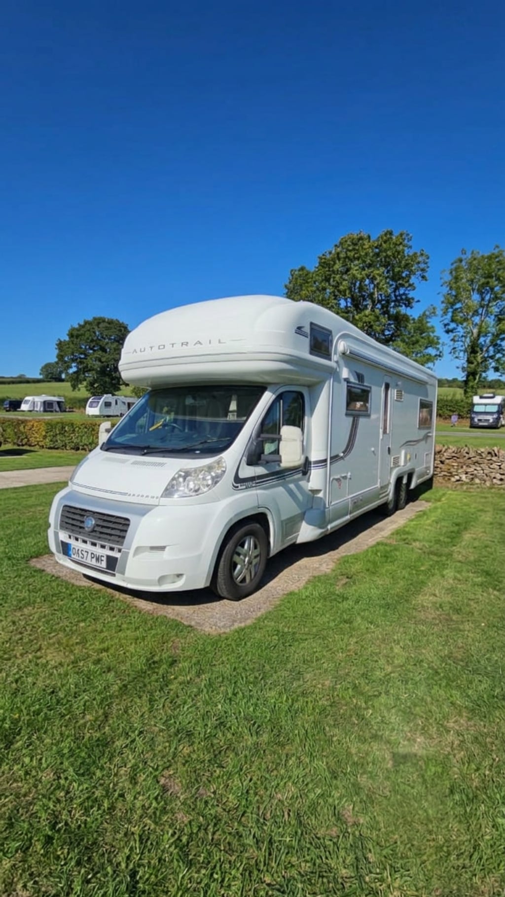 2007 Auto-Trail Arapaho - Image 1