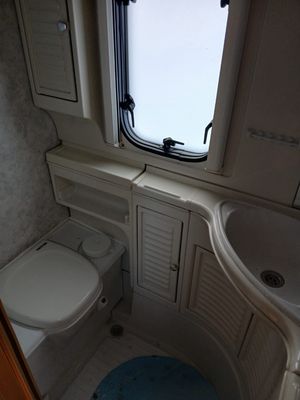 1999 Swift Royale Ensign SE — photo 14 of 16