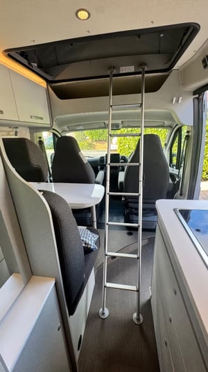 2022 Hymer Free — photo 9 of 37
