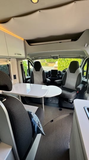 2022 Hymer Free — photo 25 of 37