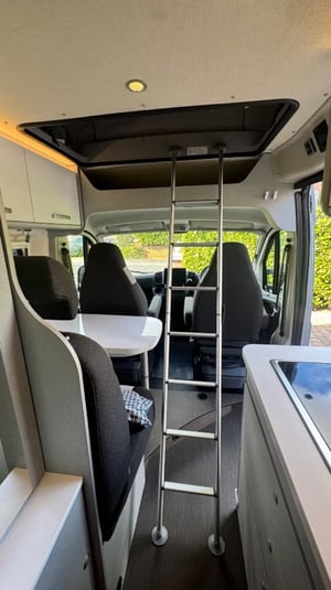 2022 Hymer Free — photo 30 of 37