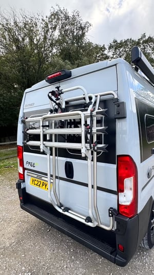 2022 Hymer Free — photo 32 of 37
