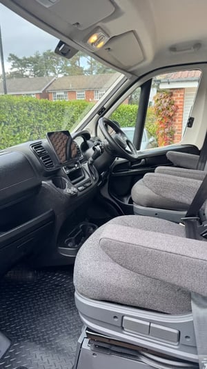 2022 Hymer Free — photo 34 of 37