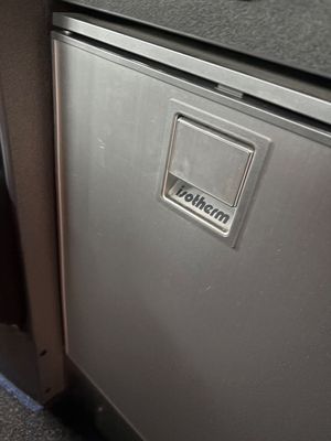 2017 Volkswagen T6 2.0 Conversion — photo 11 of 31