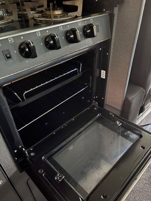 2017 Volkswagen T6 2.0 Conversion — photo 30 of 31